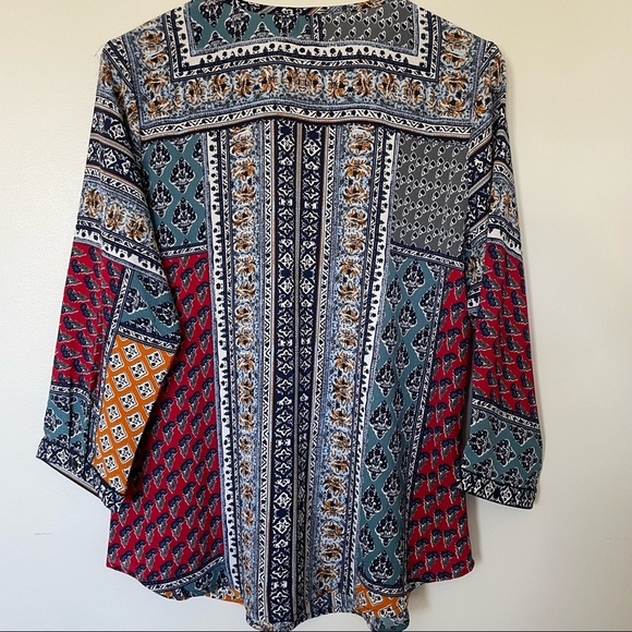 Antilia Femme Split Neck 3/4 Sleeve Tunic Top. Size Medium - Picture 7 of 8